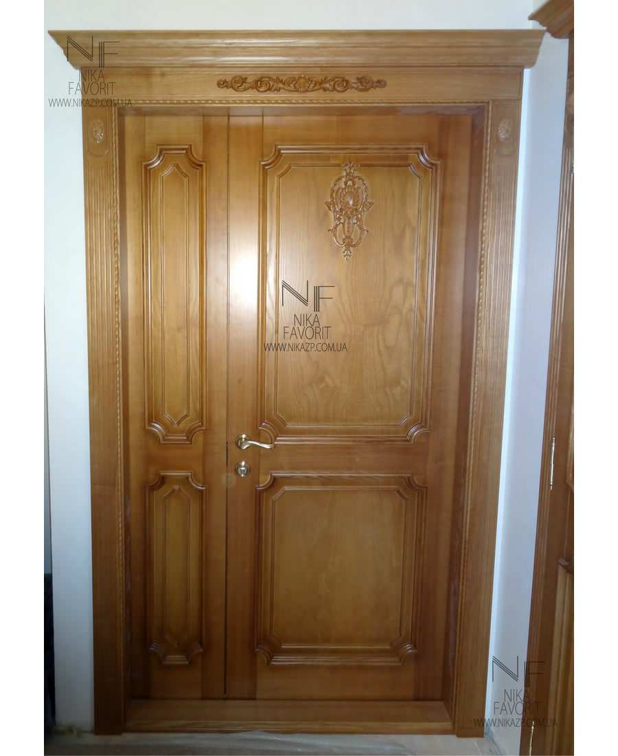 WOODEN ELITE DOORS WITH DECORS