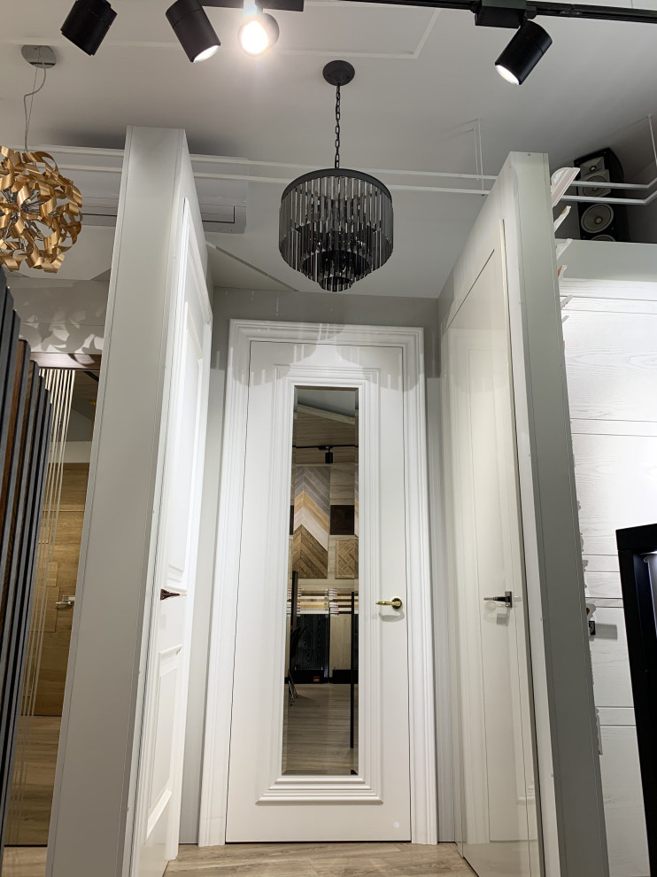 Салон дверей FELLINI