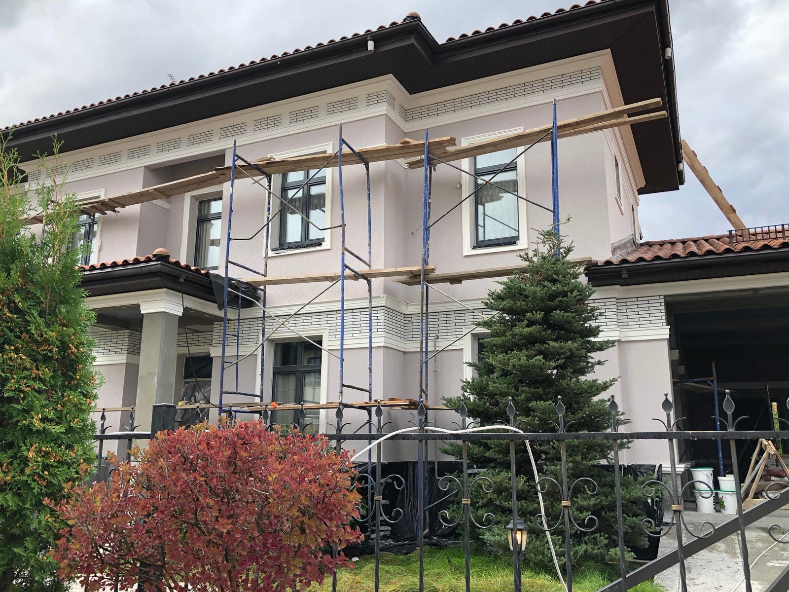 Реконструкция фасада загородного дома