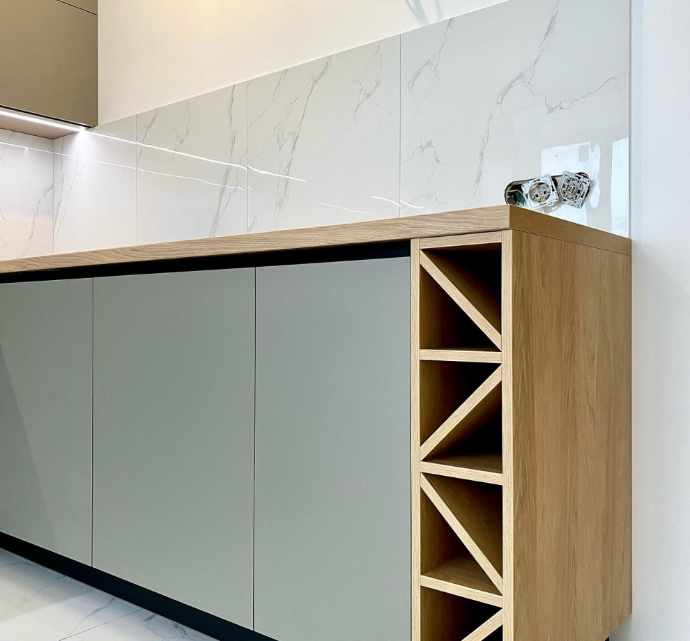 Темно зеленая кухня в скандинавском стиле