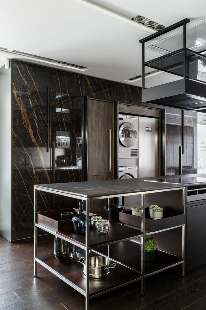 Giulia Novars, Москва. Смоленская, д.10