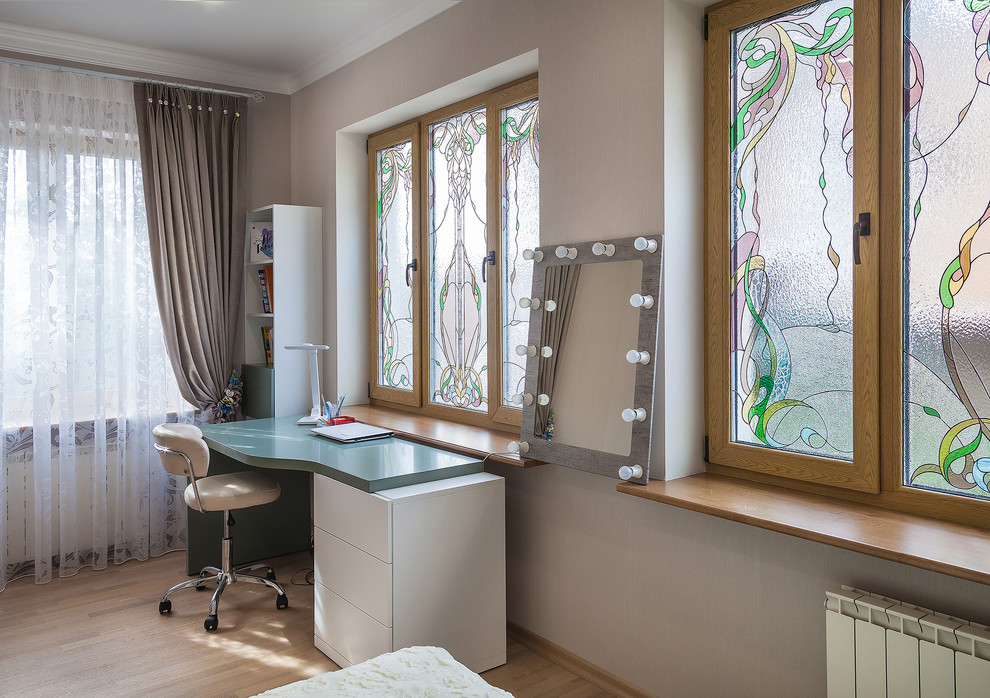 Корпусная мебель цвета "Tiffany" для юной леди