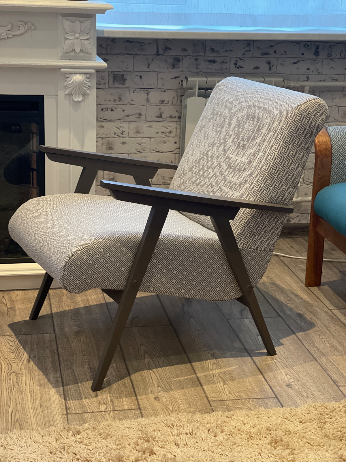 Работы нашей студии -стулья и кресла