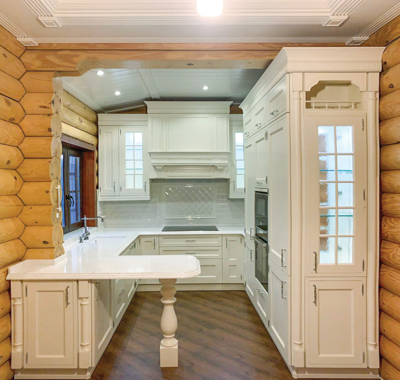 Обложка проекта: Victoria. Английская классика в деревянном доме.