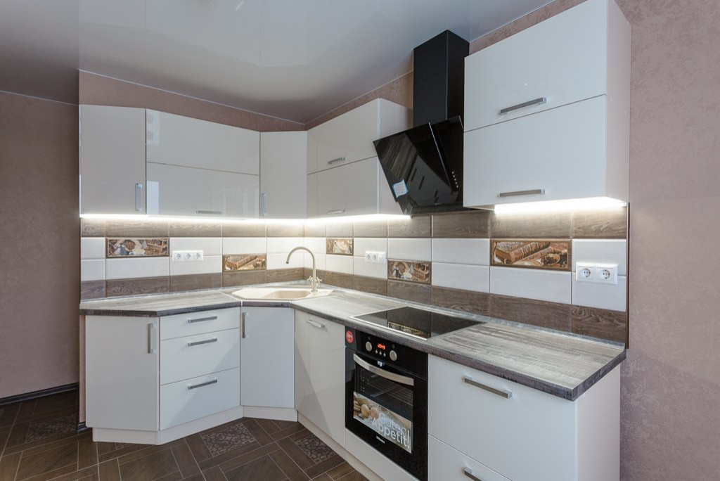 ЖК "Высота", 3-ком. 75 м2. Капитальный ремонт