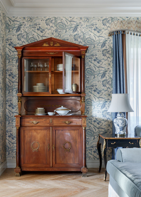 Интерьер дуплекса в поселке Бристоль Московская область часть. Левое крыло