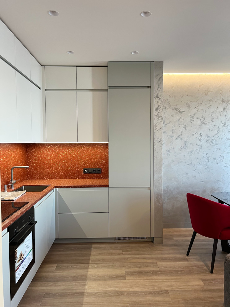 O N E. L O F T -  Реализация