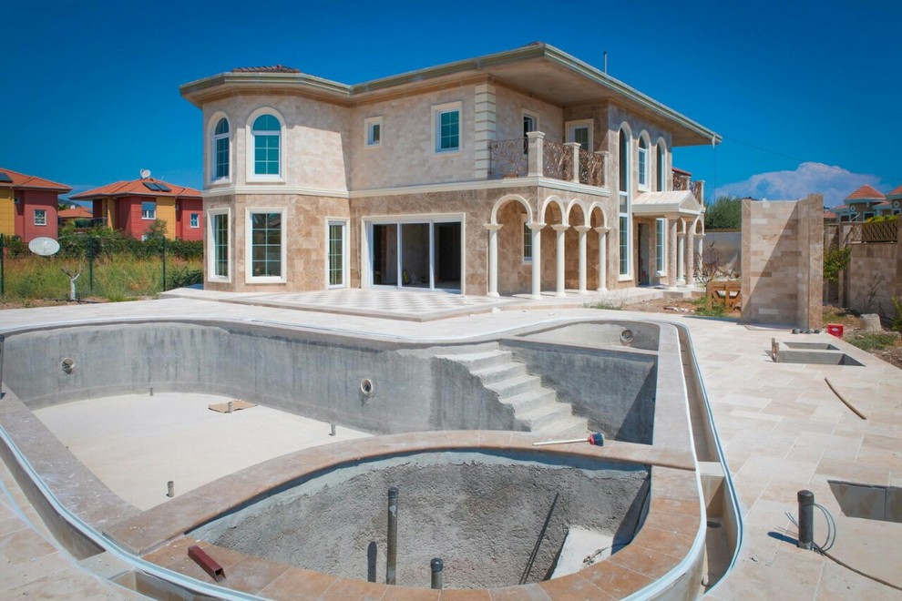 Обложка проекта: Бассейн