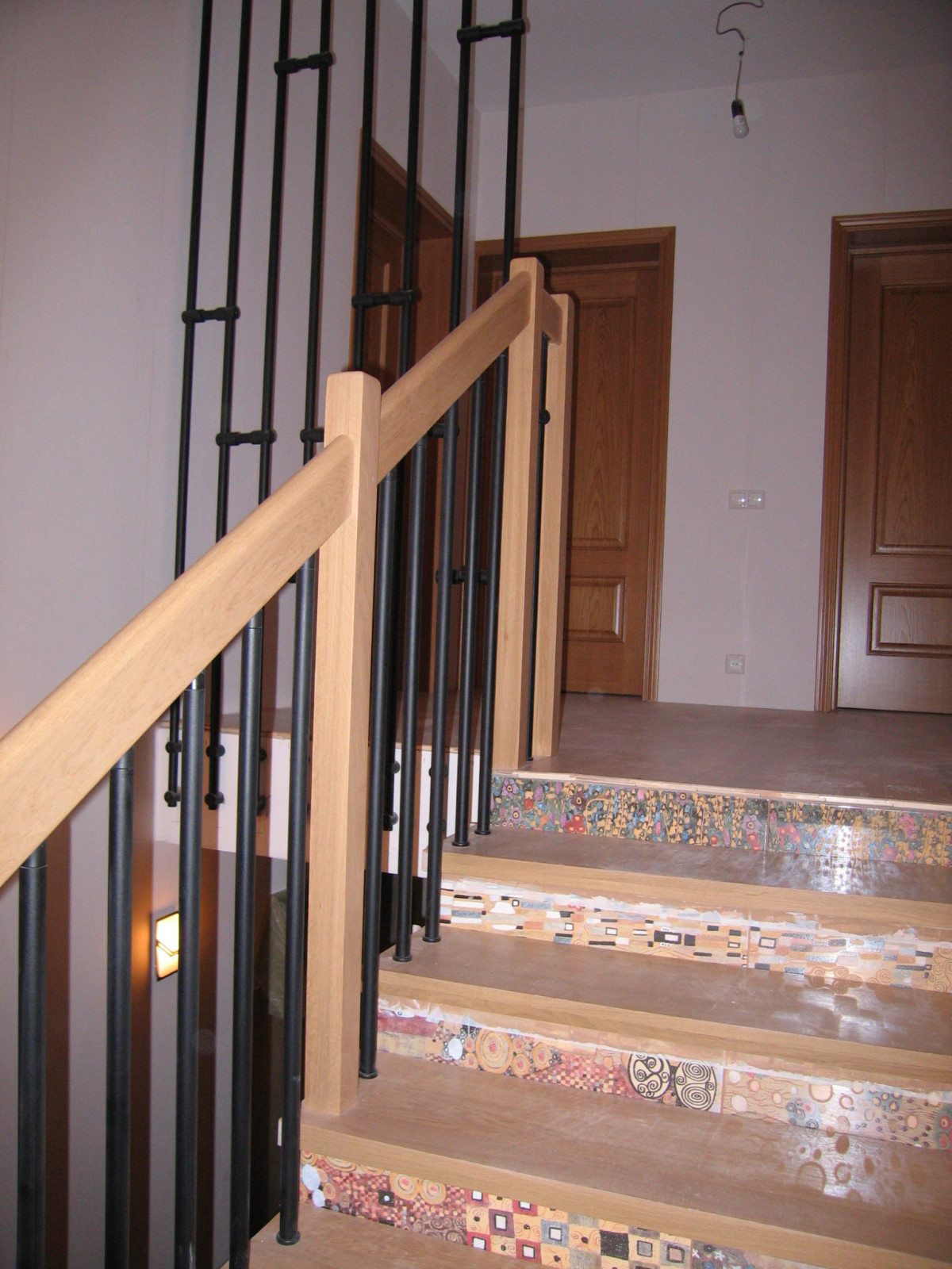 Обложка проекта: Облицовка и ограждение для бетонной лестницы.