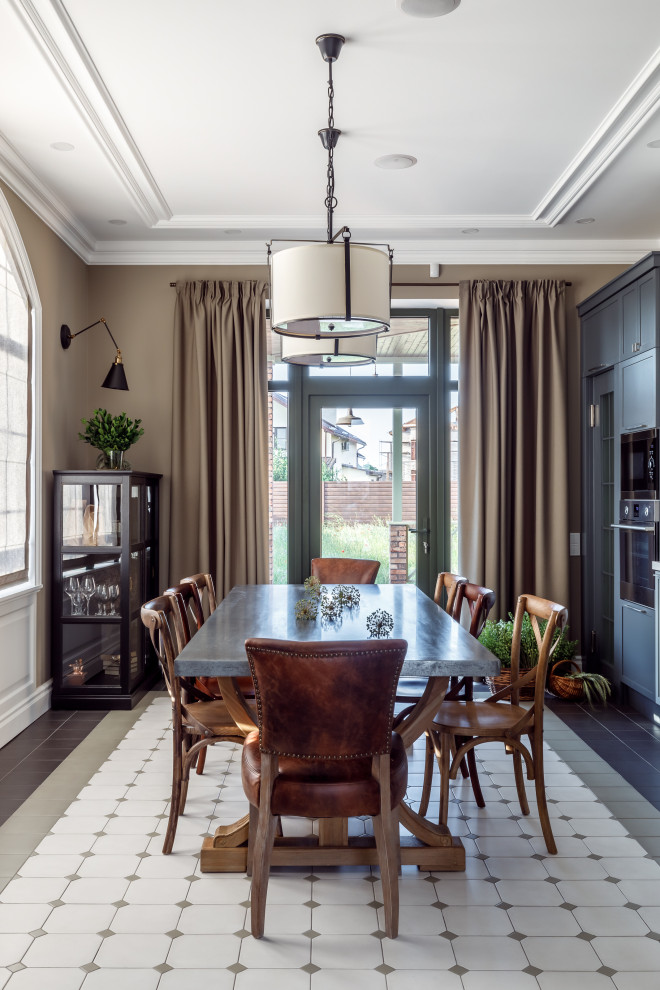 Гипсовая лепнина Аврора в интерьере дизайнера Аллы Куницы -квартира в Краснодаре