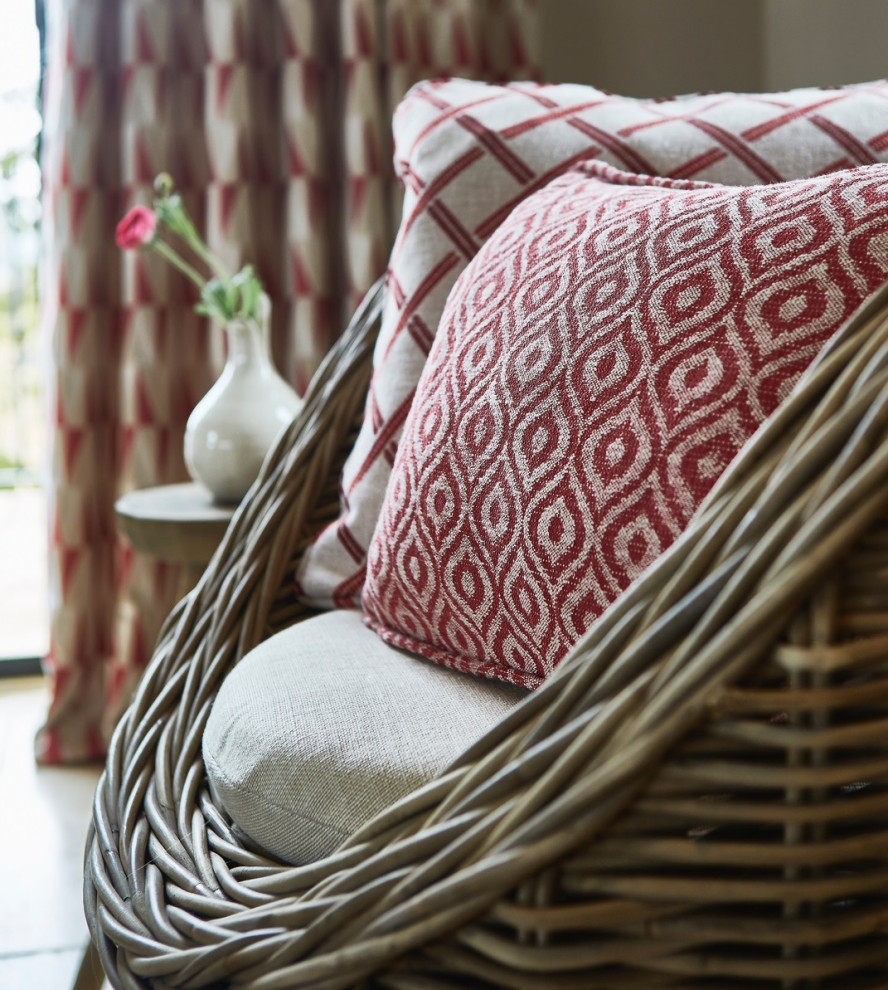 Наша подборка текстиля с геометрией