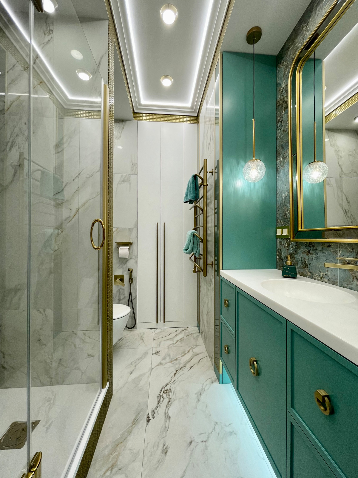 Проект в бирюзовых тонах