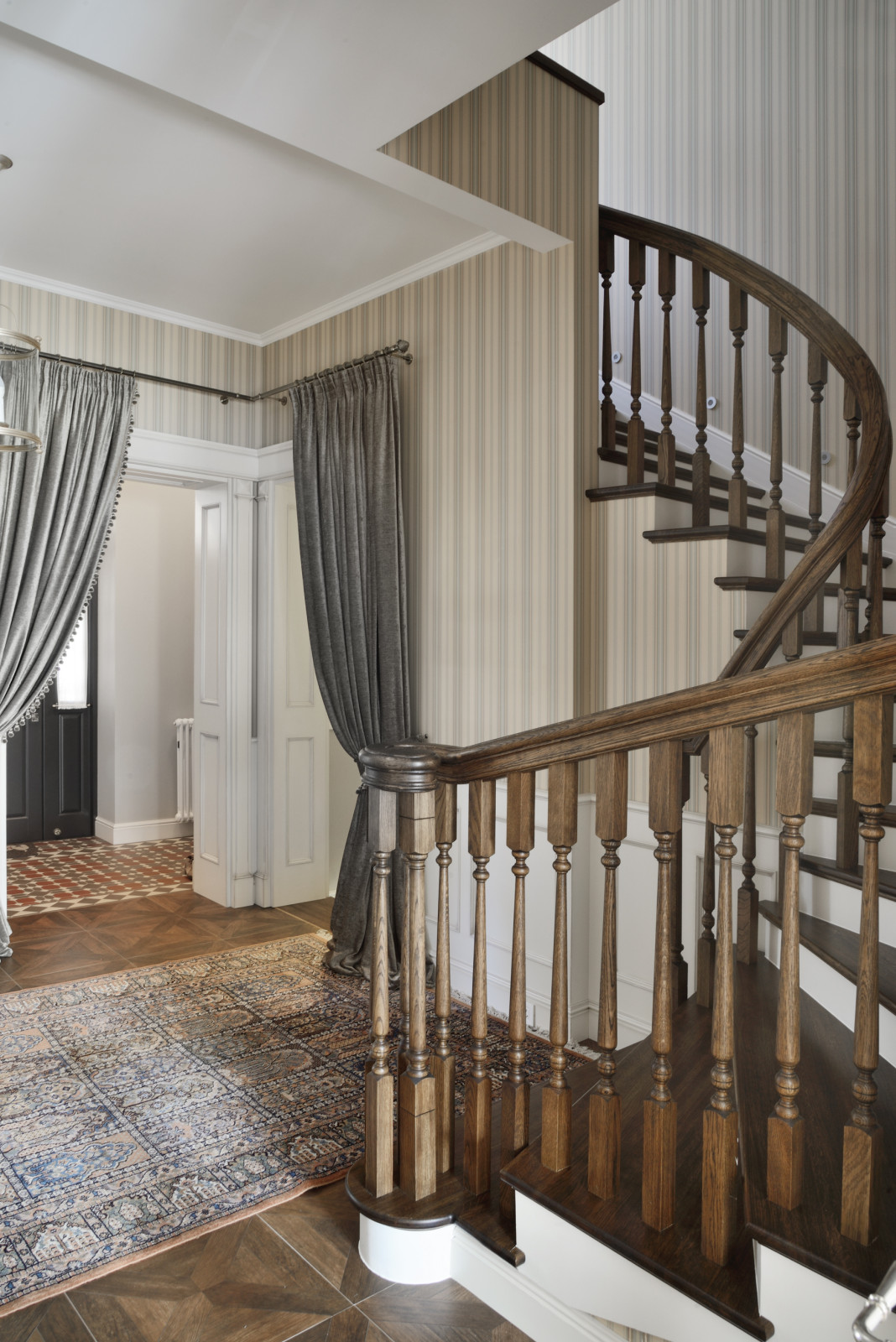 интерьеры дома в поселке Новогорск