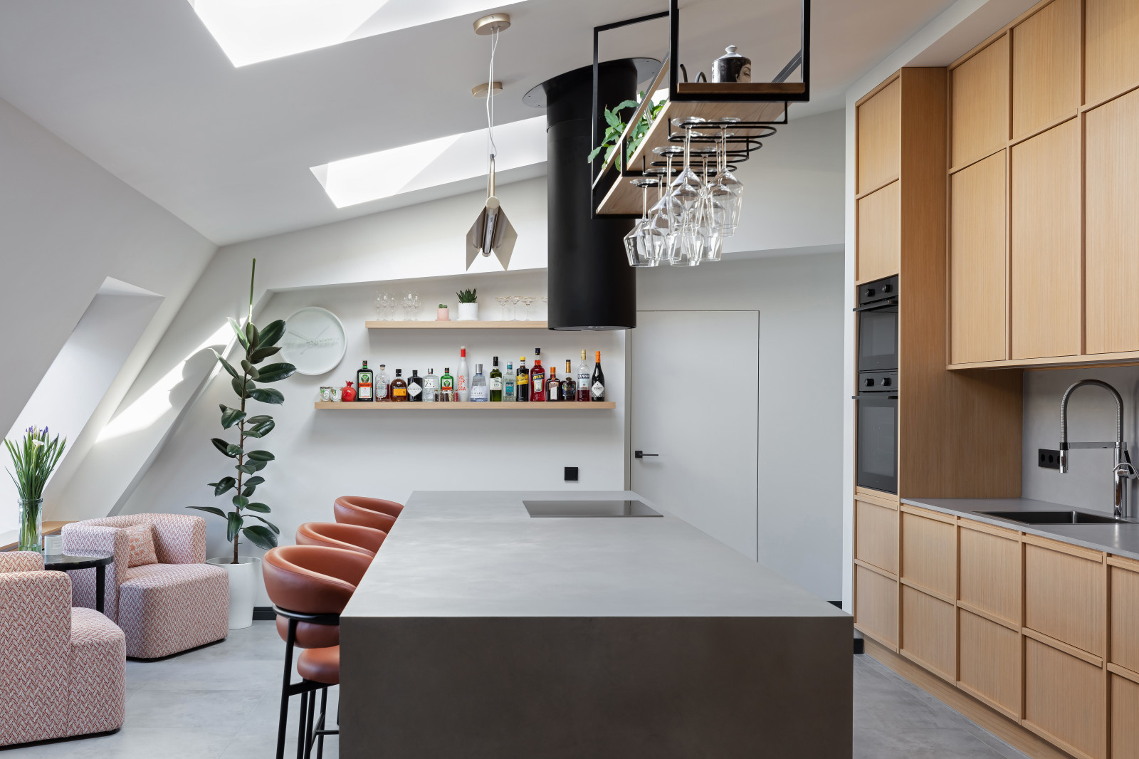 Квартира 221