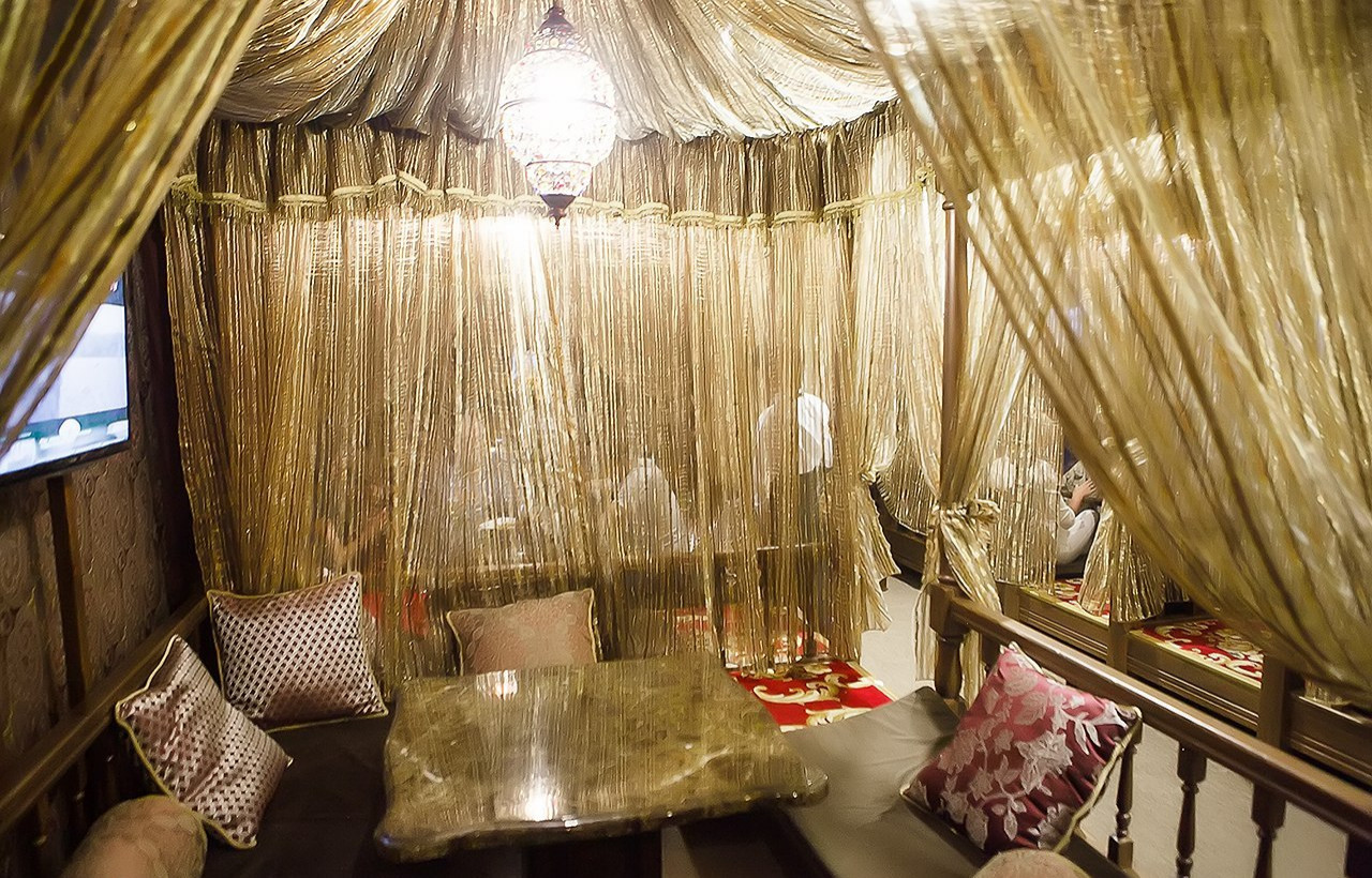 LIKE Resto-Club & Lounge