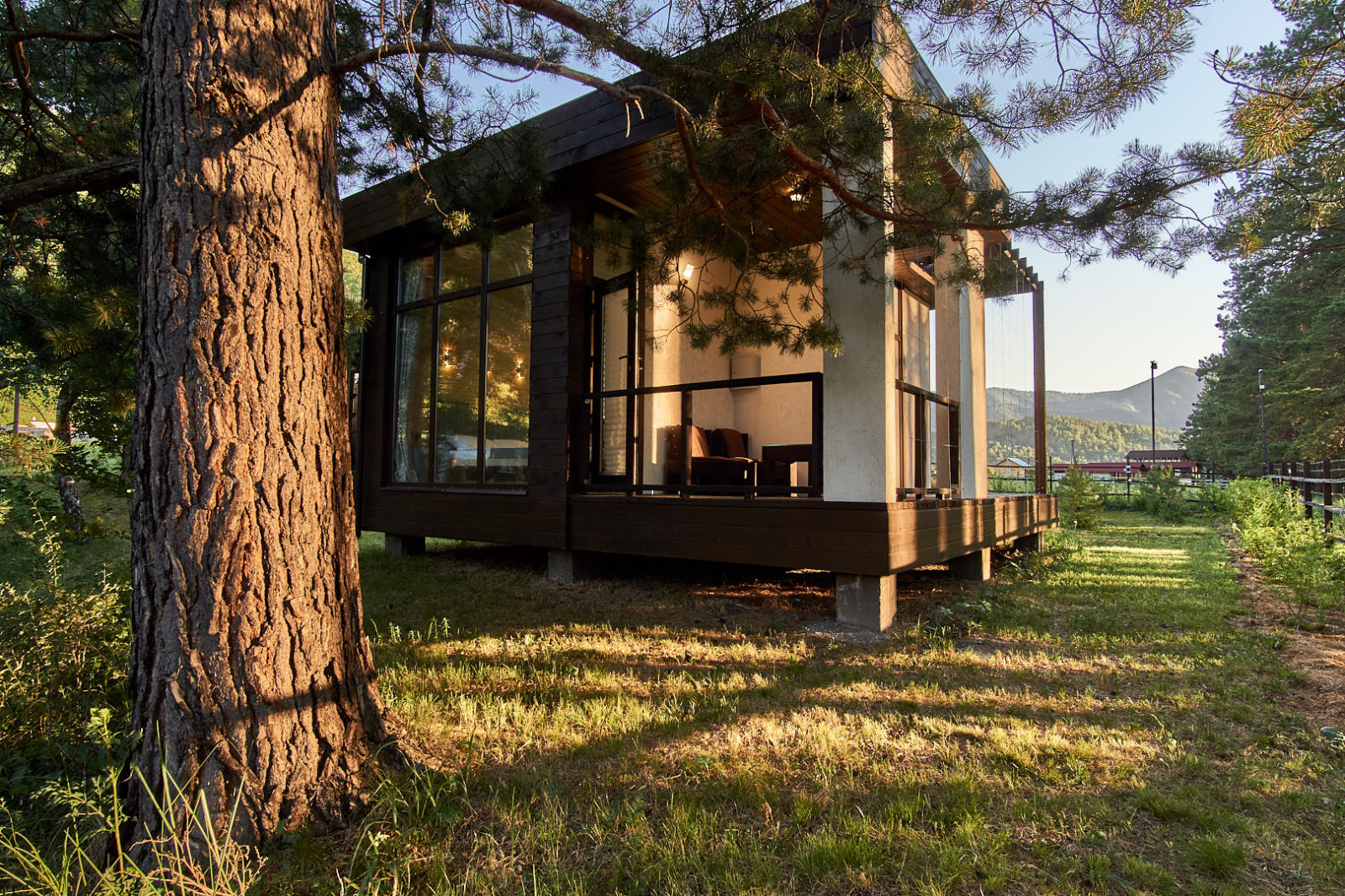 Отель Айтау