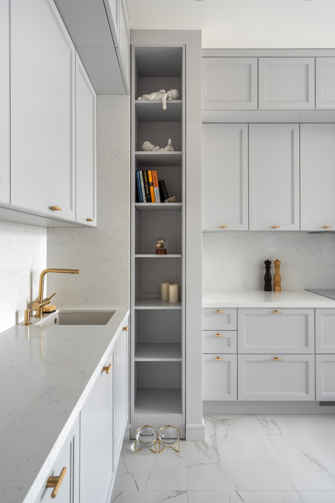 Обложка проекта: Кухня под цвет стен