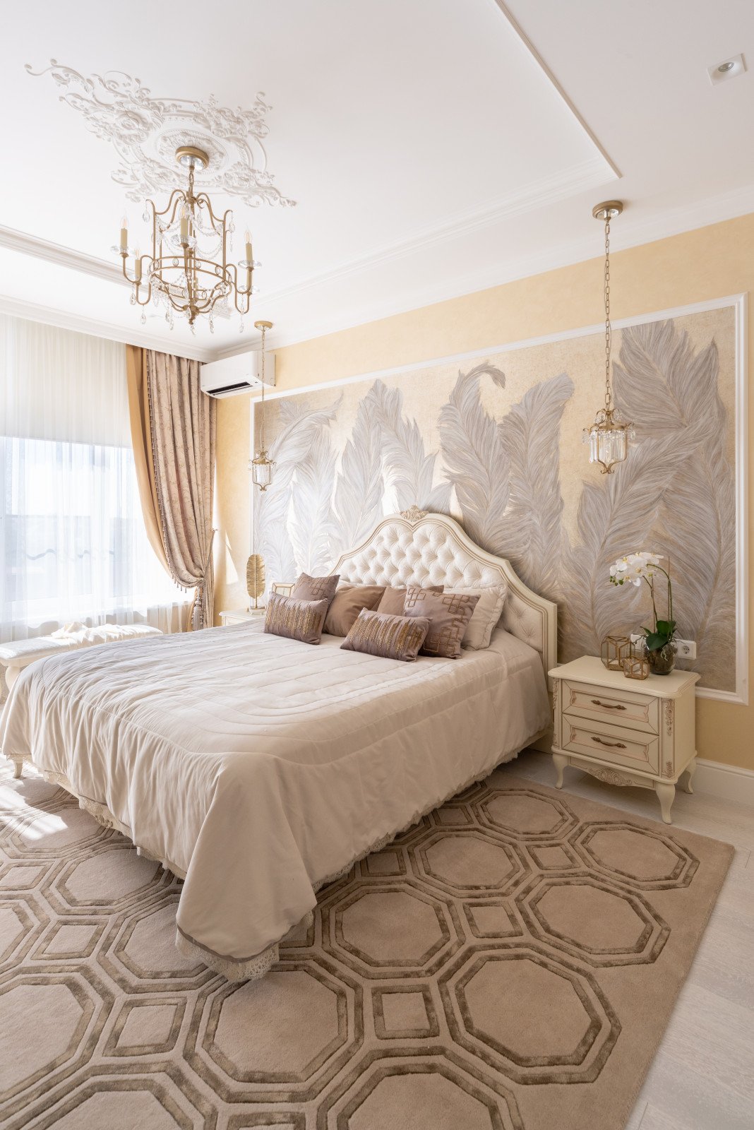 Гипсовая лепнина Аврора в проекте дизайфнера Маргариты Мельниковой