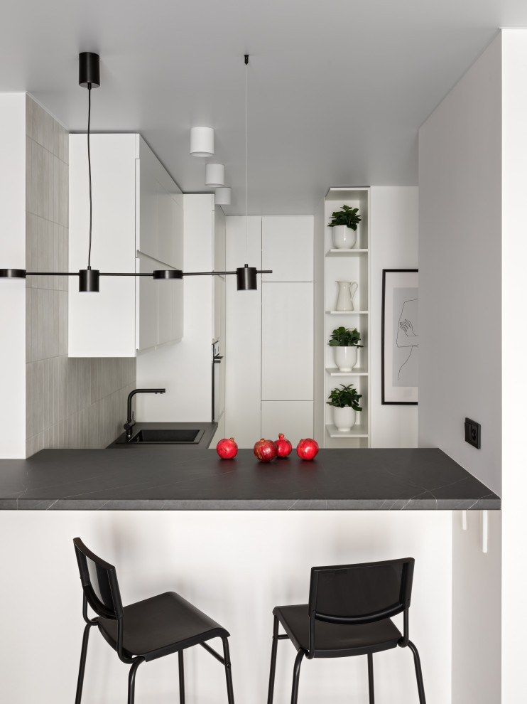 Цветовой минимализм в арендной квартире .