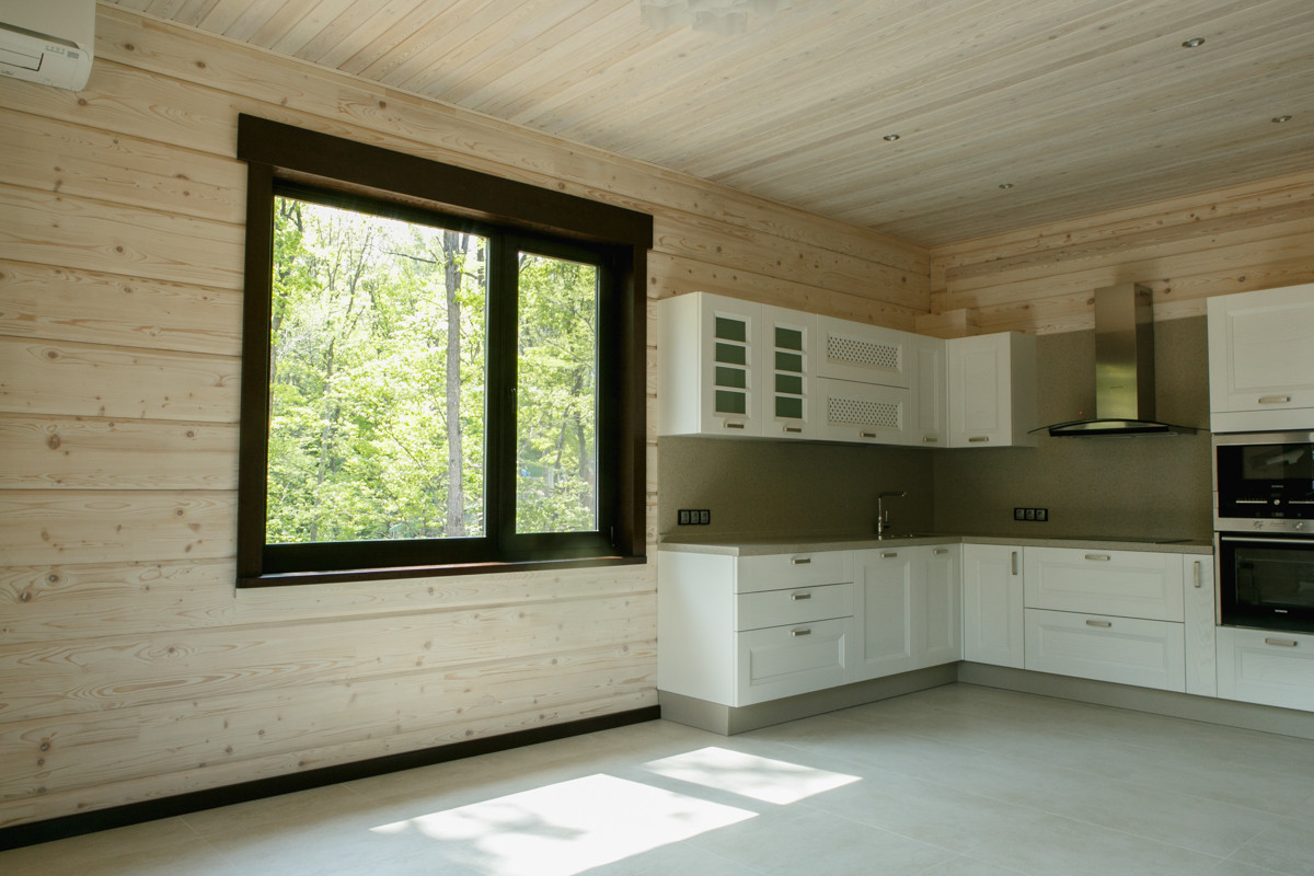 Интерьер дома из клееного бруса