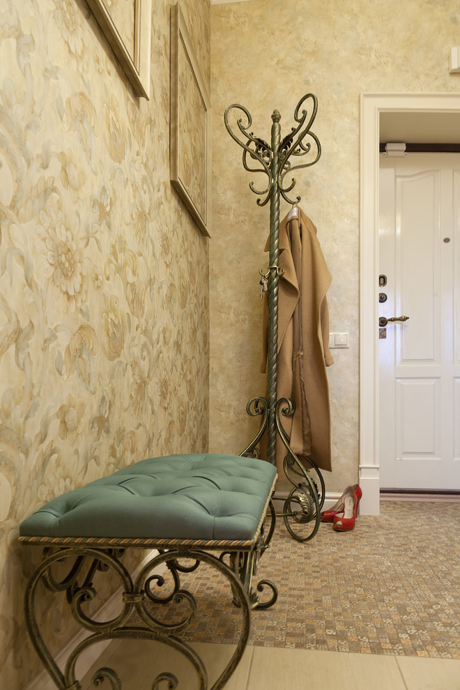 Гостиная, прихожая и холл в Классическом стиле. Фото реализованоного проекта