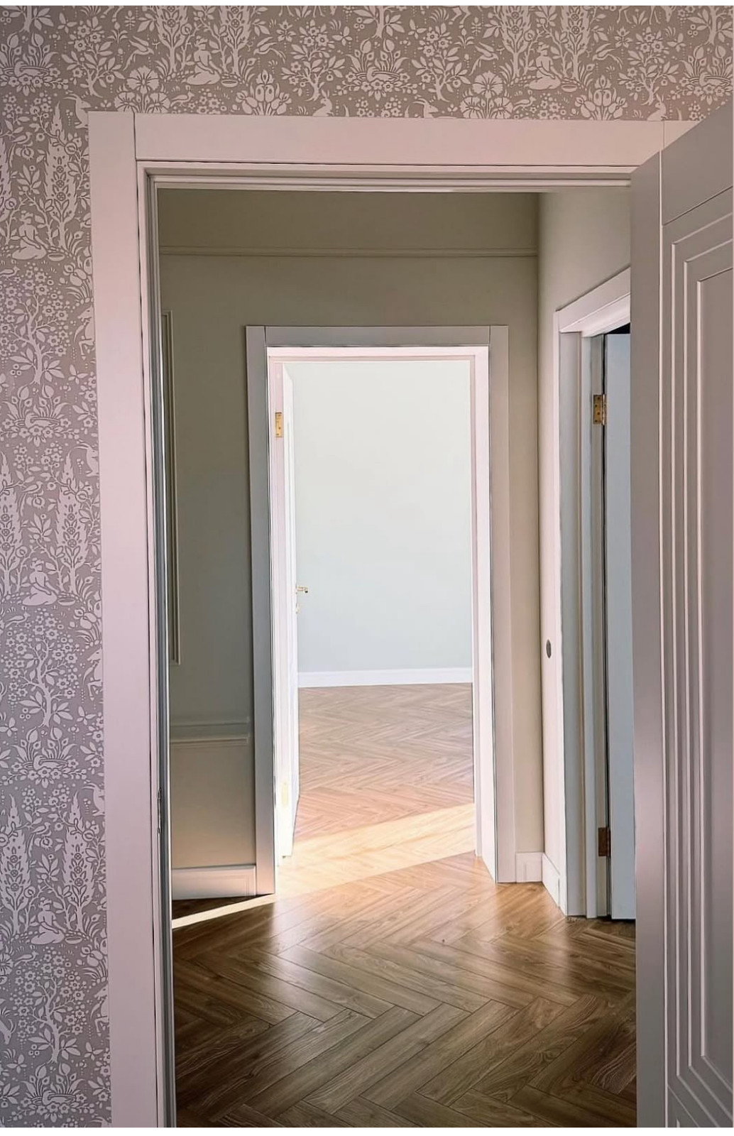 Загородный дом( в процессе комплектации мебелью и светильниками)