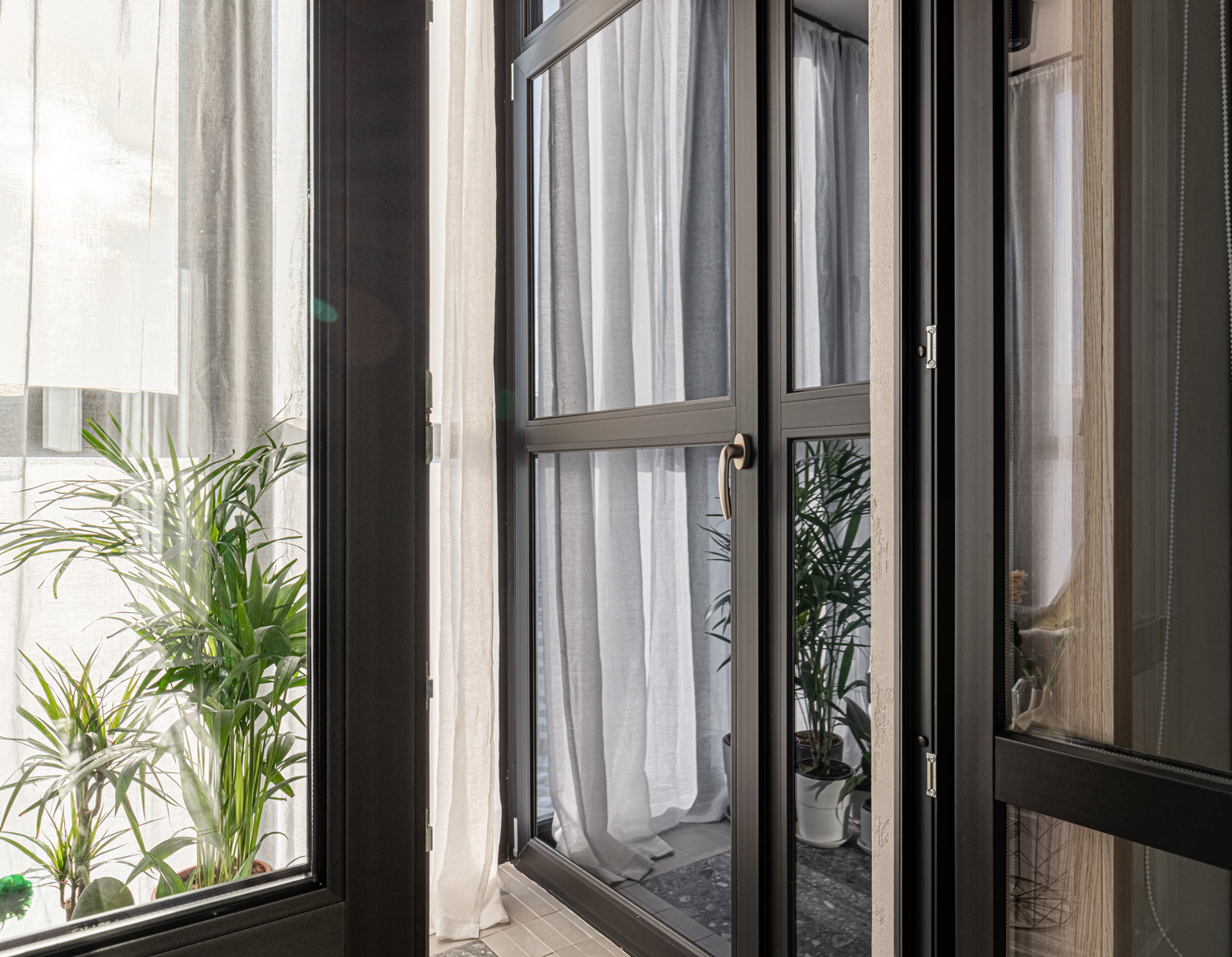 Спальня с видом на Бали