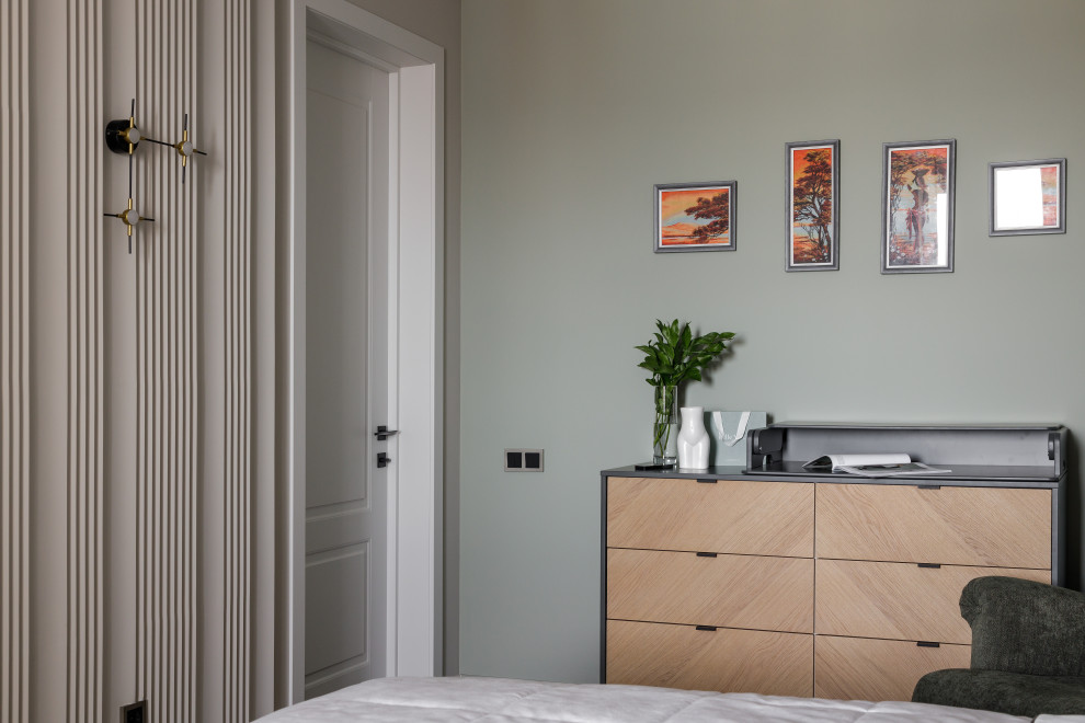 Интерьер квартиры в Приморском районе Санкт-Петербурга с видом на Лахта Центр