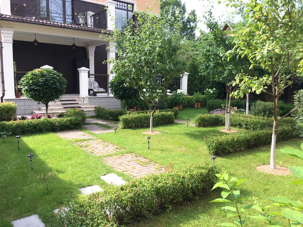 Дворик на 2-х сотках