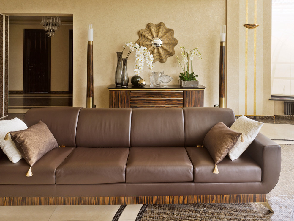 the mansion is 600m2