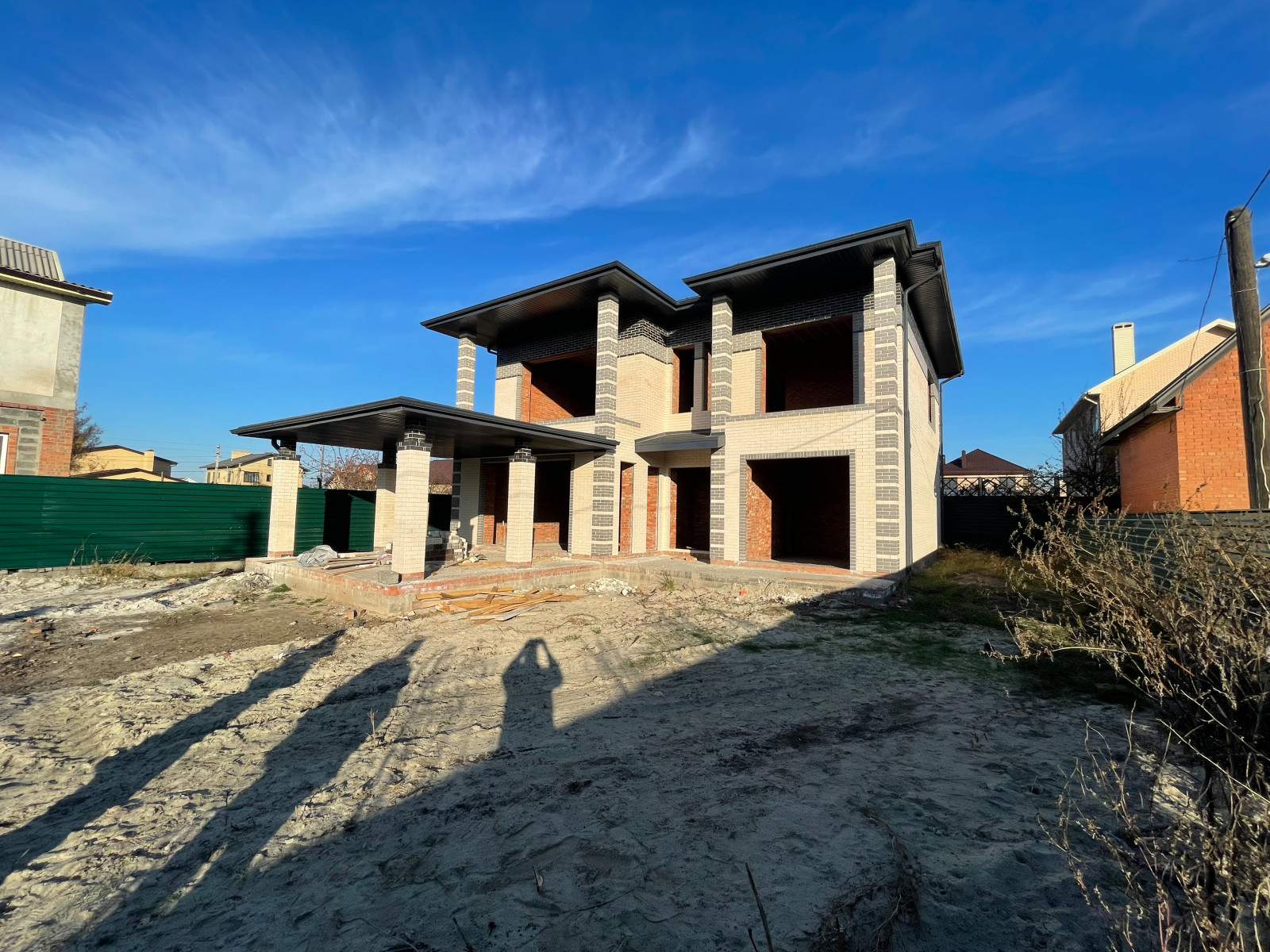 Обзор двухэтажного дома площадью 245 м2