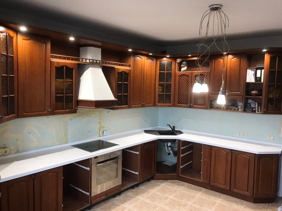 Столешницы из искусственного камня для просторной кухни