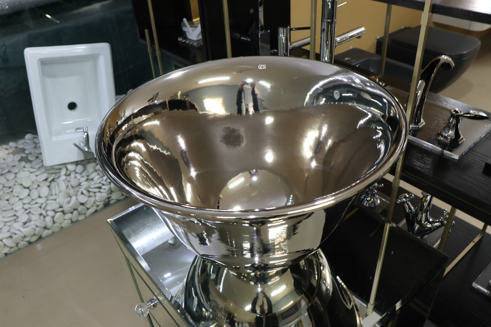 Showroom студия интерьеров "КВАДРО"