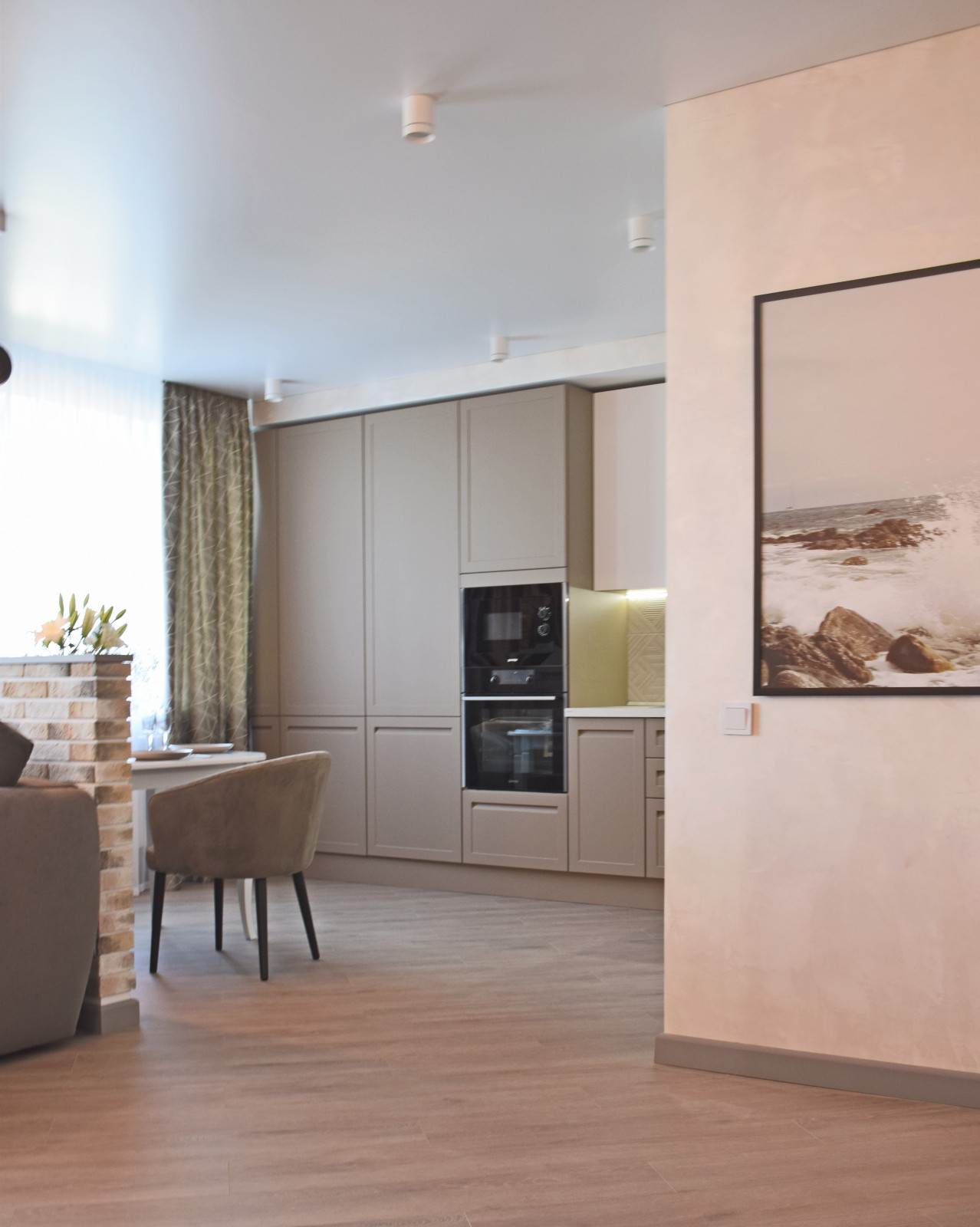 Элегантный бежевый