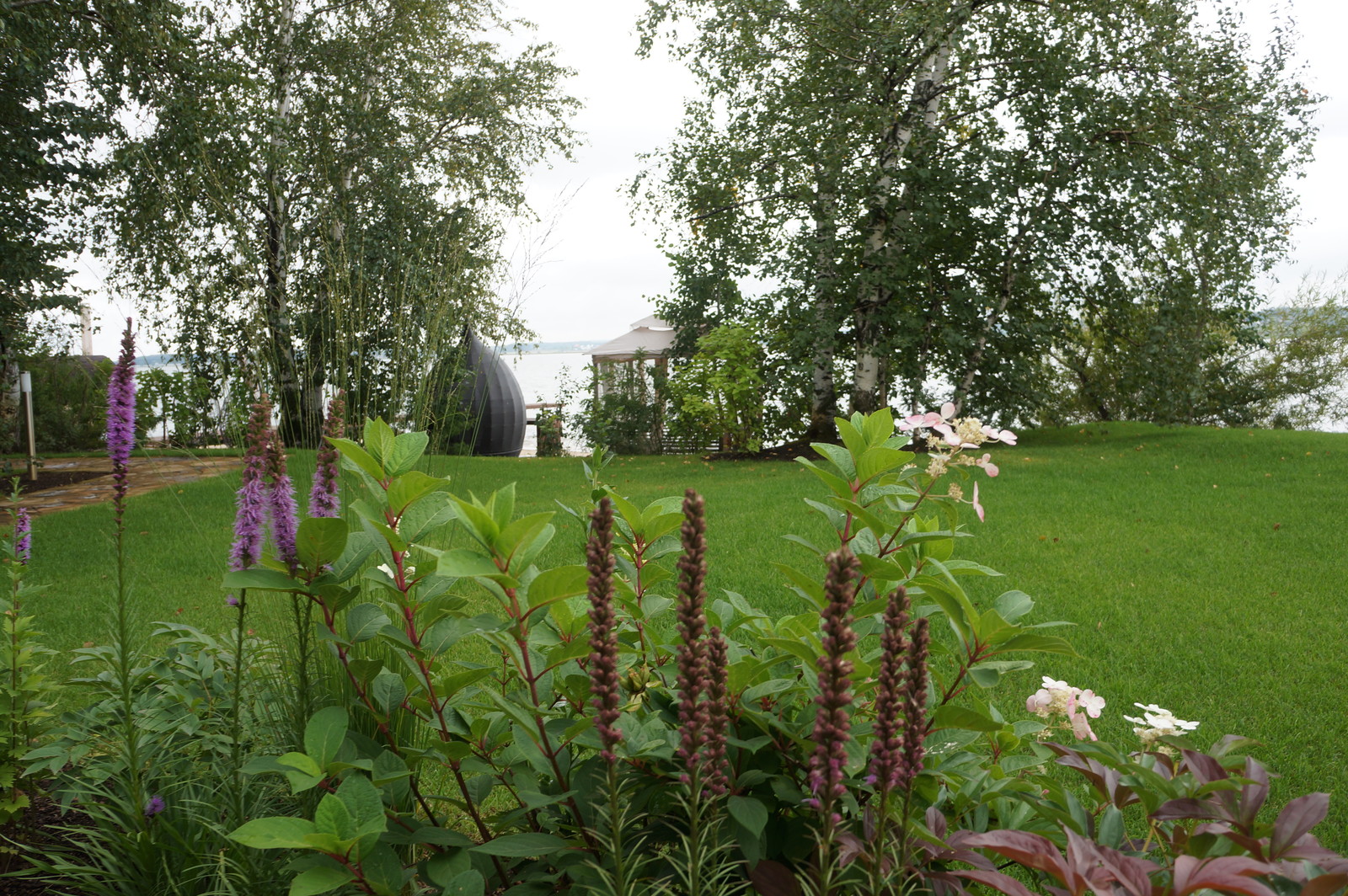 Усадьба на берегу залива