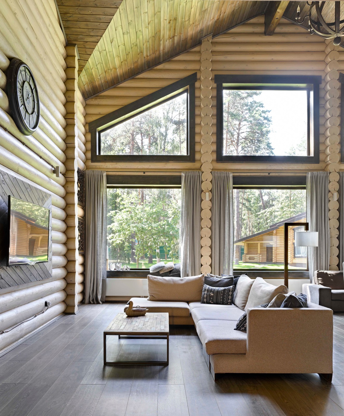 Деревянный дом на Волге в Ульяновской области