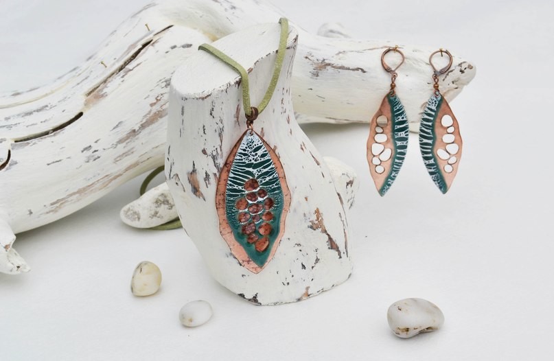 украшения из эмали