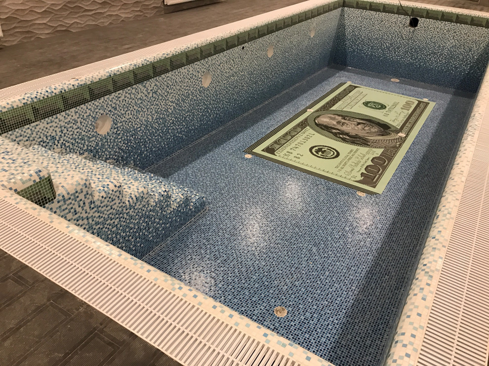 Обложка проекта: Бассейн