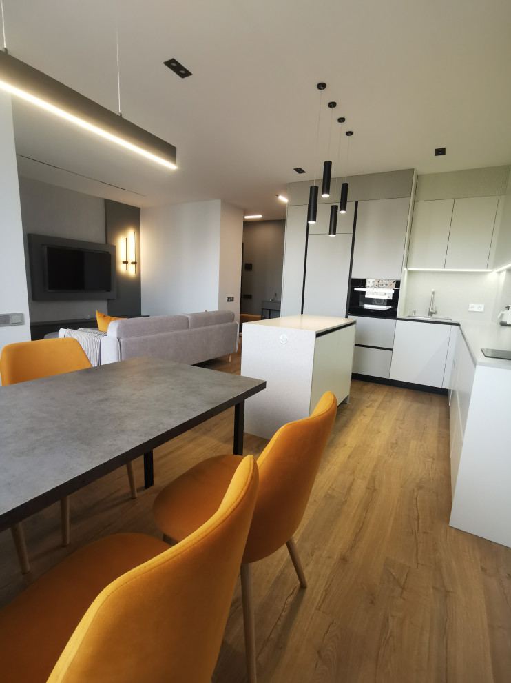 Пр. Дзержинского, 19