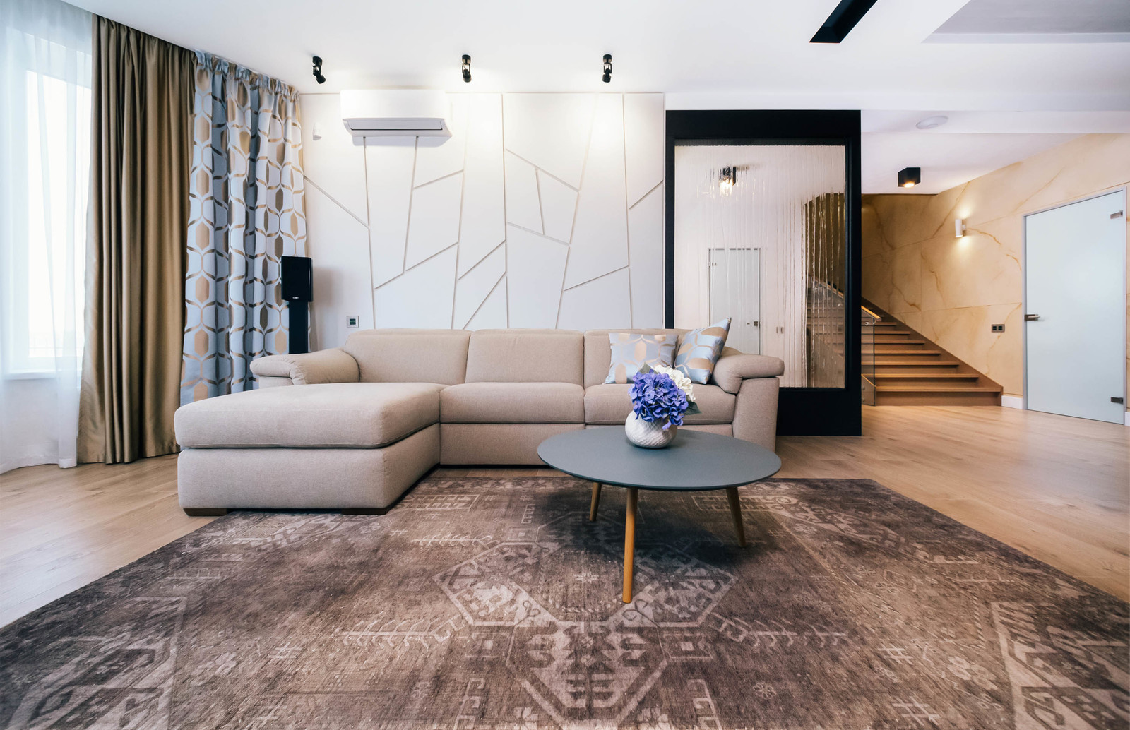 Фоновое изображение профиля D&D design