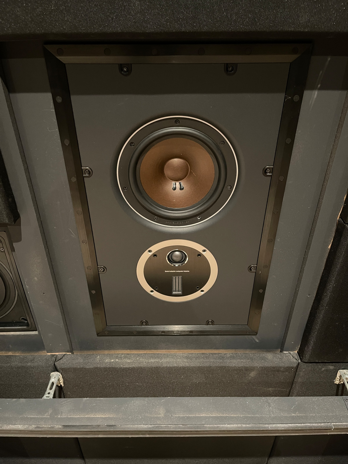 КП Витро Кантри (Персональный кинозал)