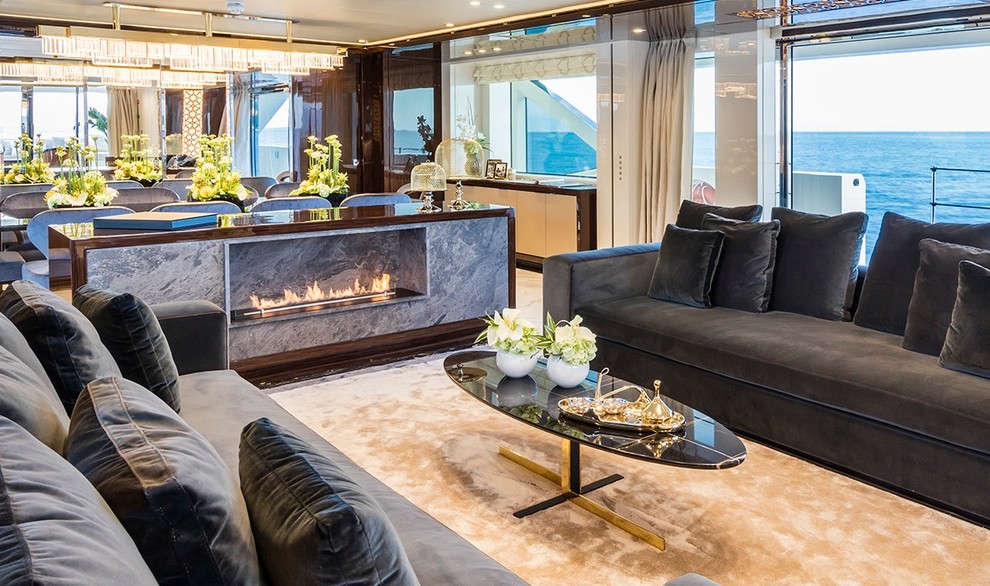 Биокамин Planika на яхте Serenity от MondoMarine.