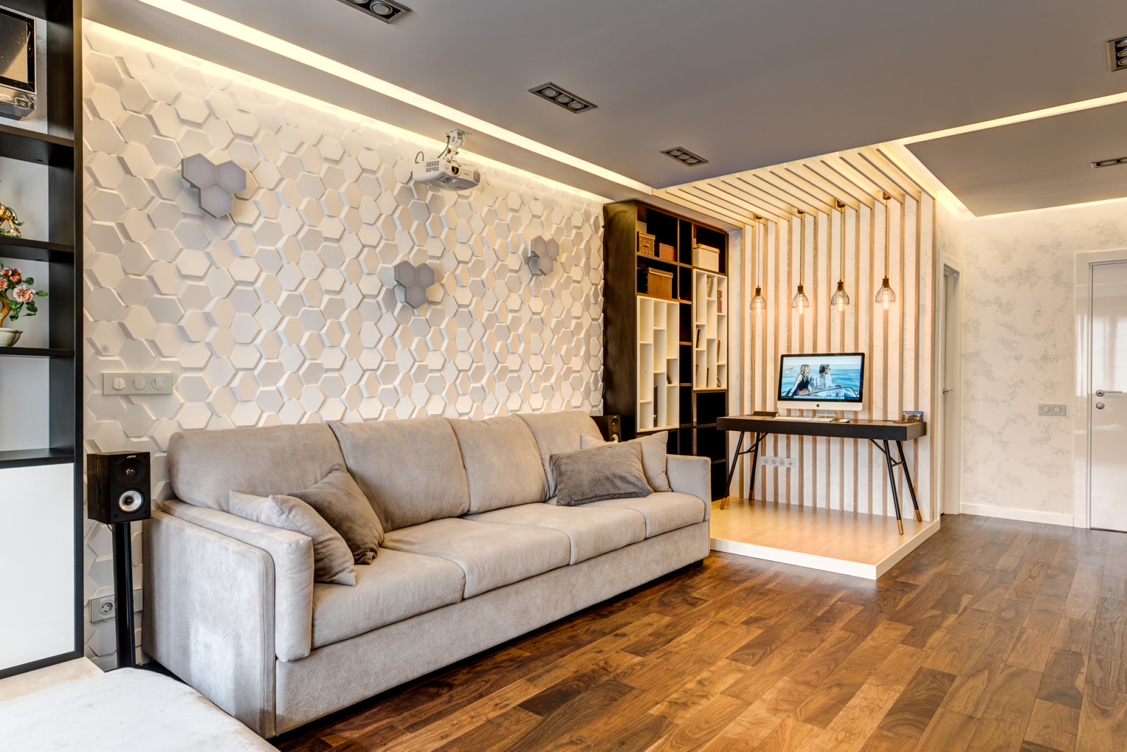 Обложка альбома: Свет LIGHTSTAR в проектах студии H-CUB