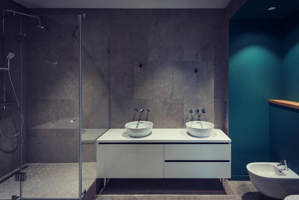 Тумба в ванную комнату под две раковины.