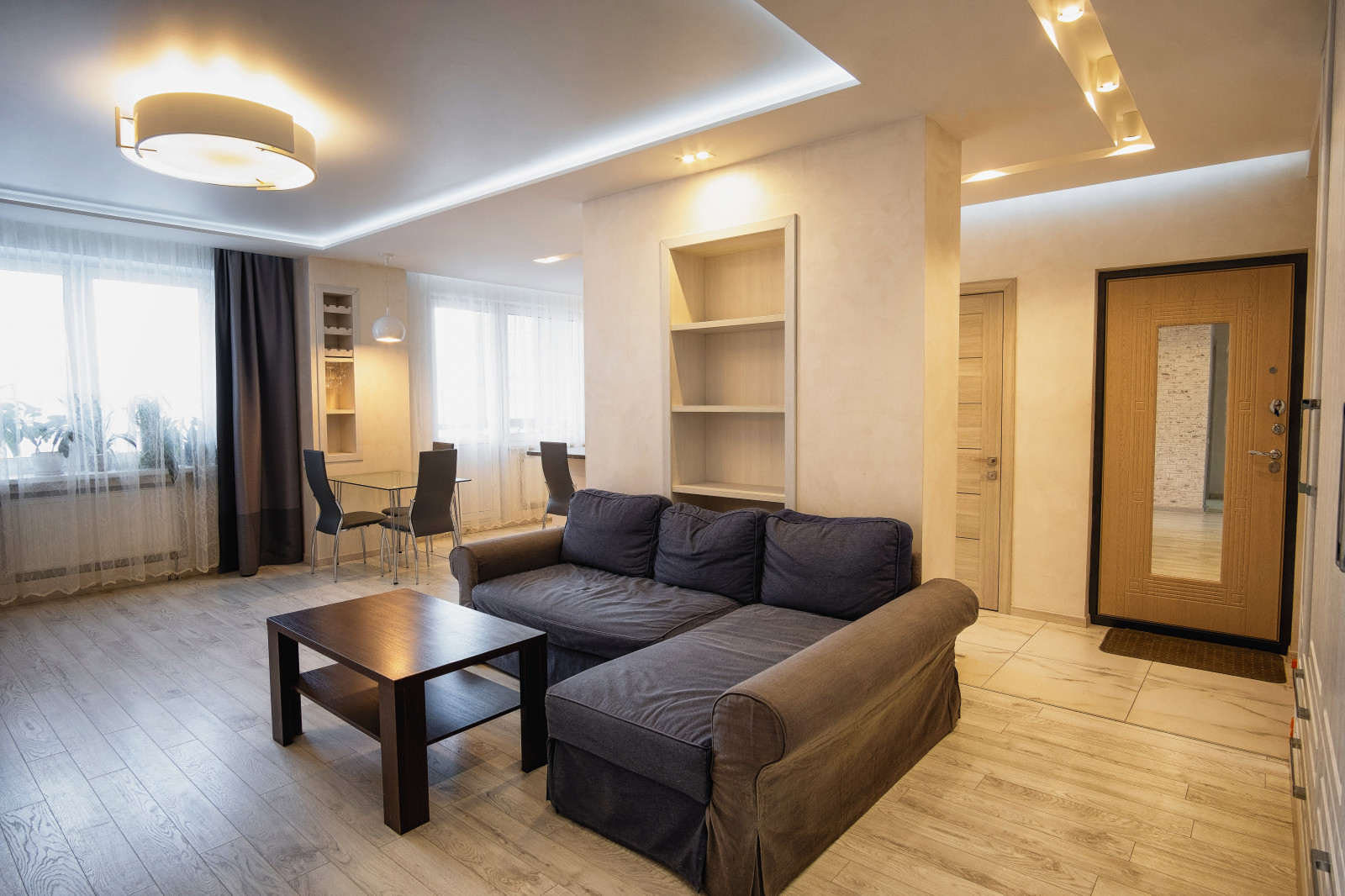 Интерьеры жилой недвижимости