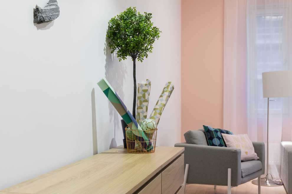 Зефирно-розовый скандинавский