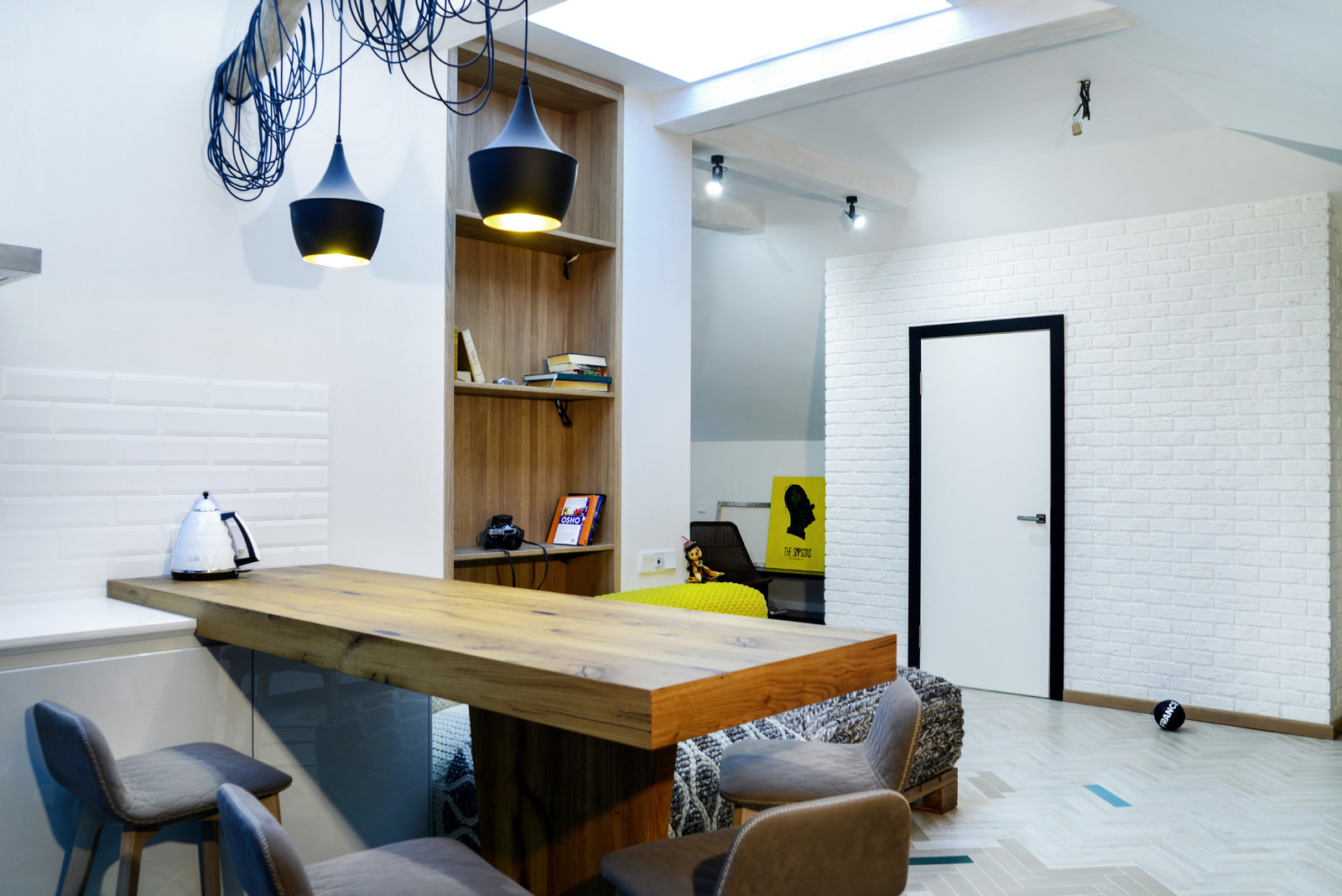 Обложка альбома: Товары и покупки