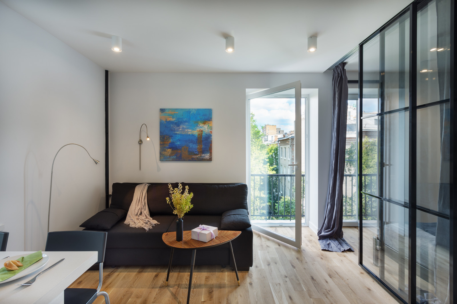 Обложка проекта: Мини-отель на Лесной