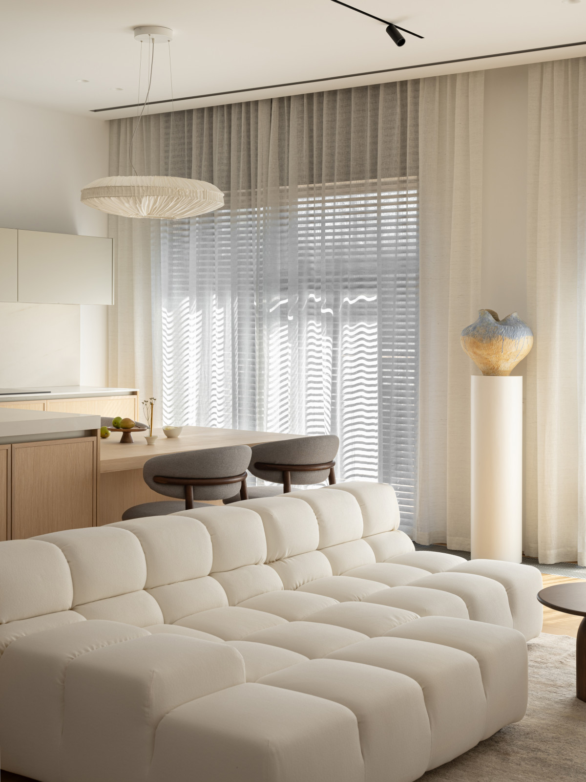 Обложка проекта: снегири