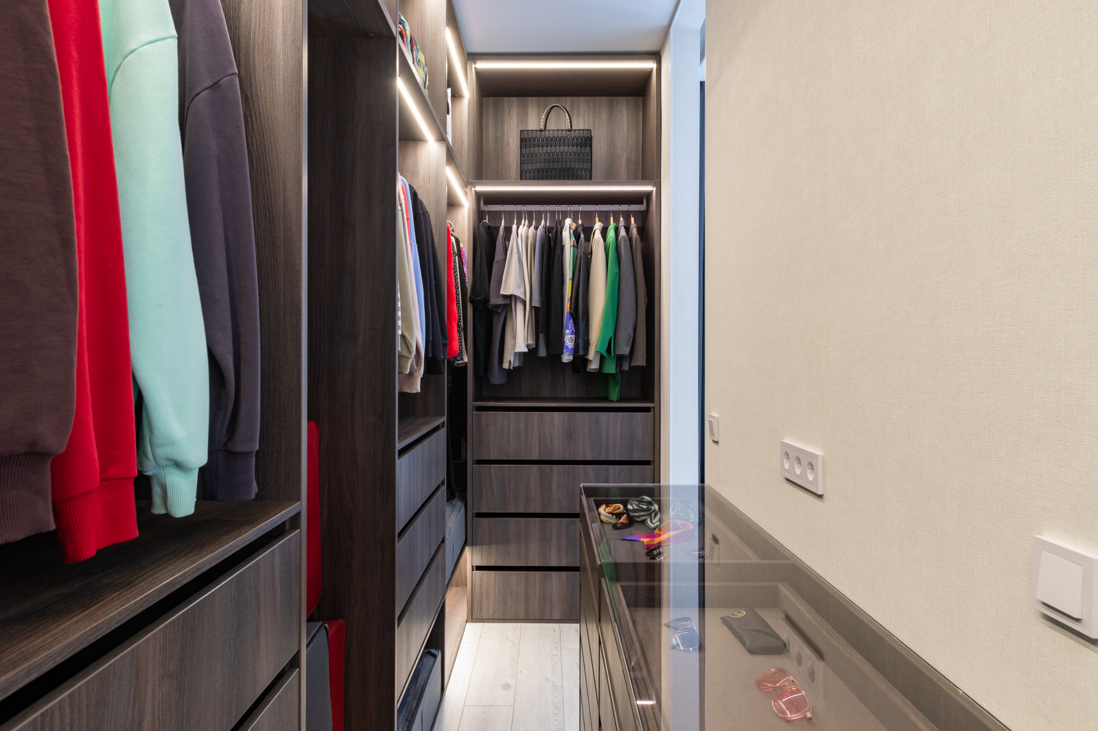 Гардеробная для Александра Муратаева